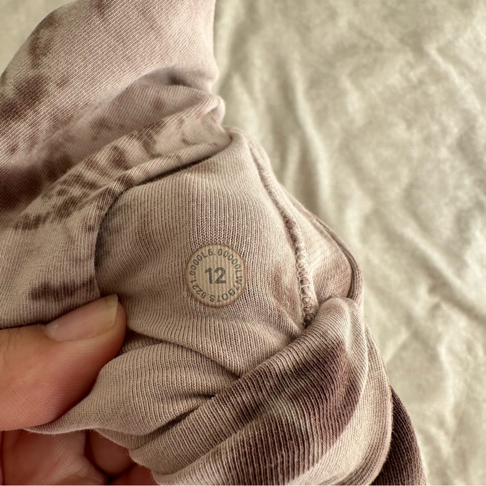 Lululemon Inner Glow Shorts - Picture 6 of 6
